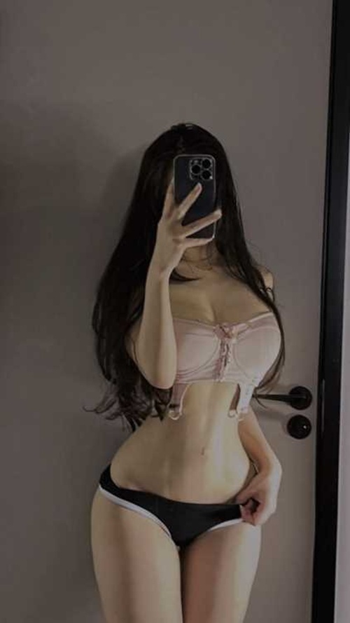 셀카좀 찍어보신 여인