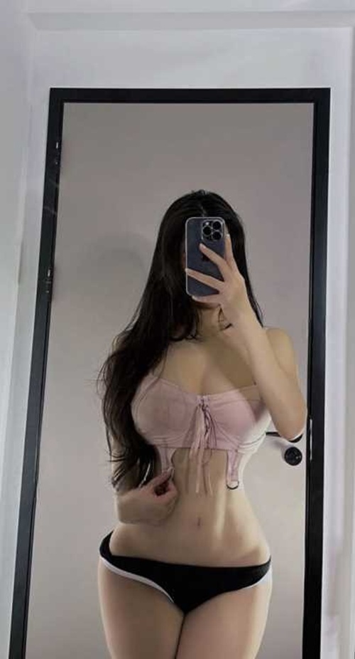 셀카좀 찍어보신 여인