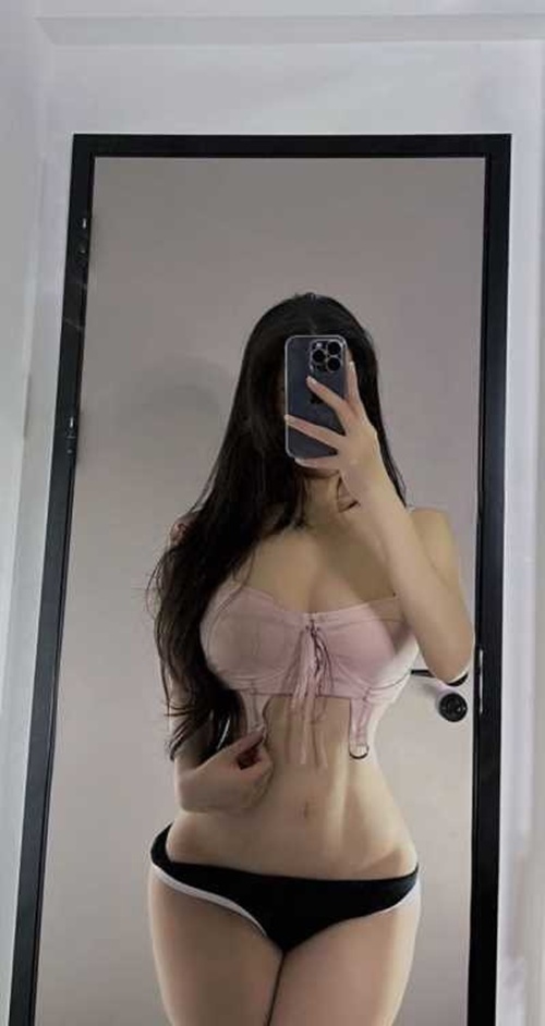 셀카좀 찍어보신 여인