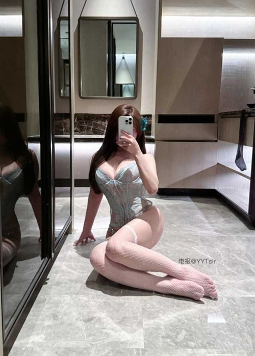 엄격하게 감사한다